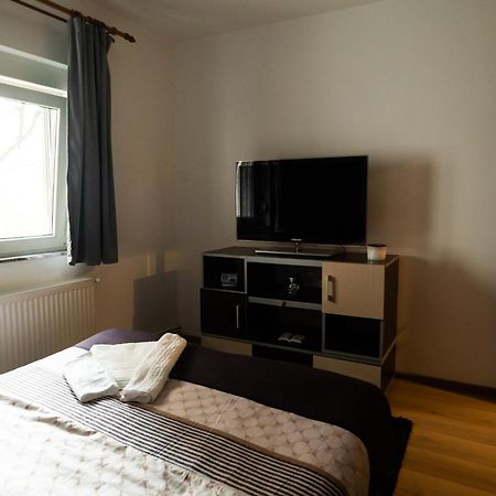 Apartament Dacul Hunedoara Exterior foto